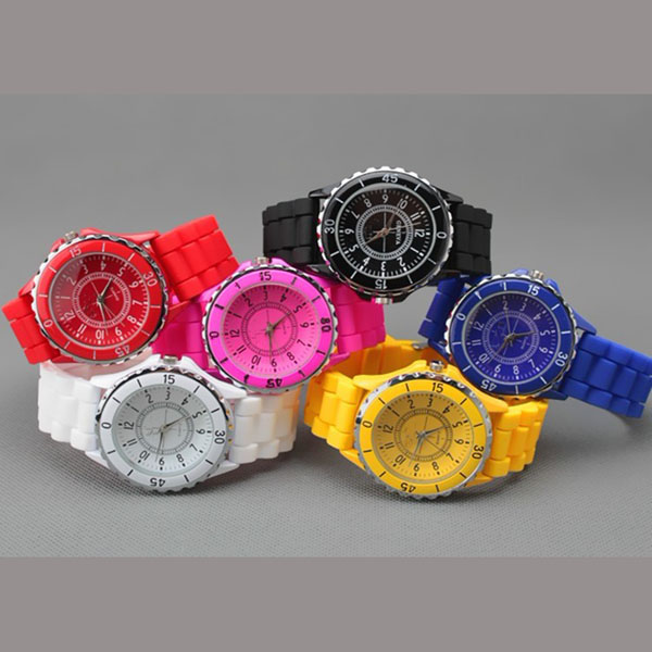 China Cheap Ladies Watch